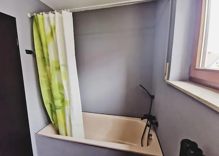 Ticasa Harmony - Zentral-uni-bahnhof-balkon-unique-smarttv נורטינגן